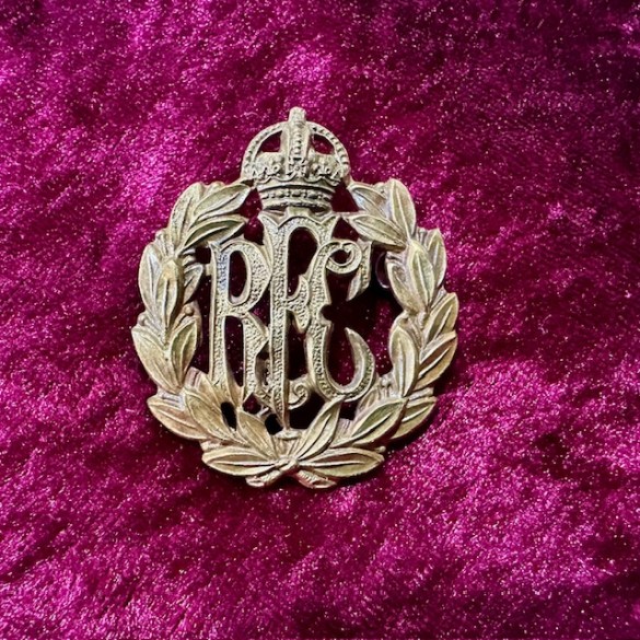 WW1 RFC Cap Badge 27